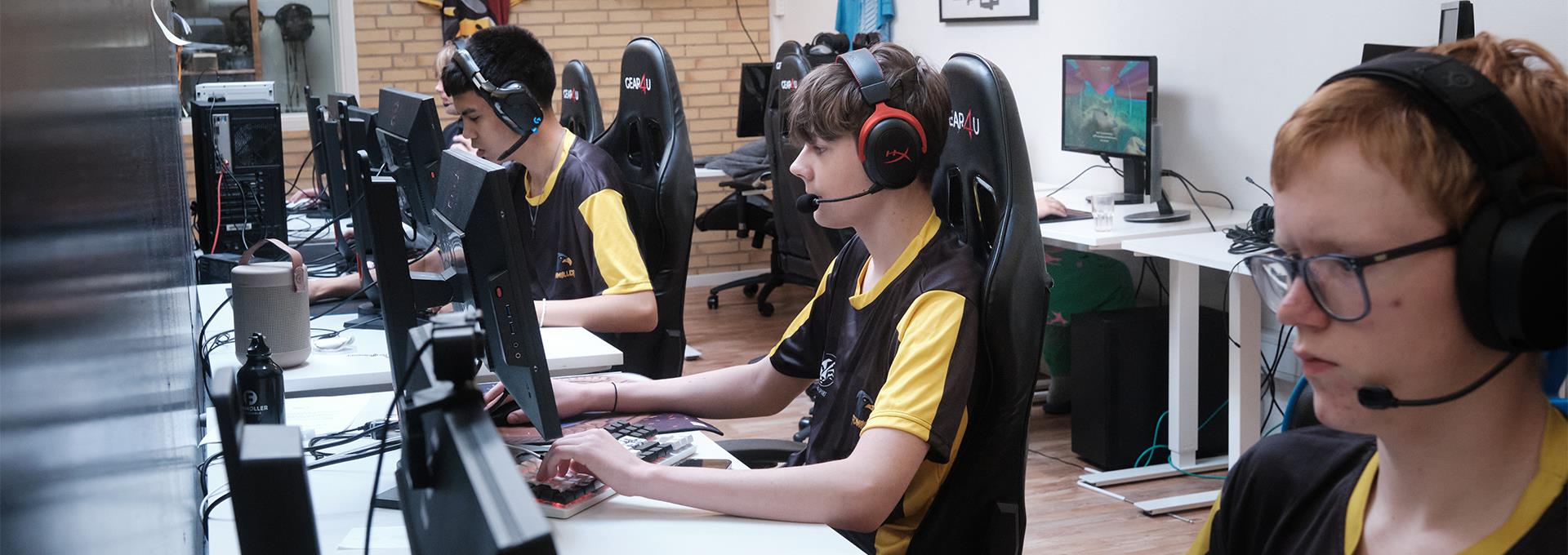 Dscf8187andersgraae BRED 1920X680px 1920X680px