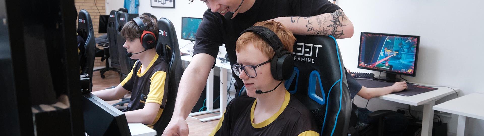 Dscf8210andersgraae BRED 1920X680px 1920X680px