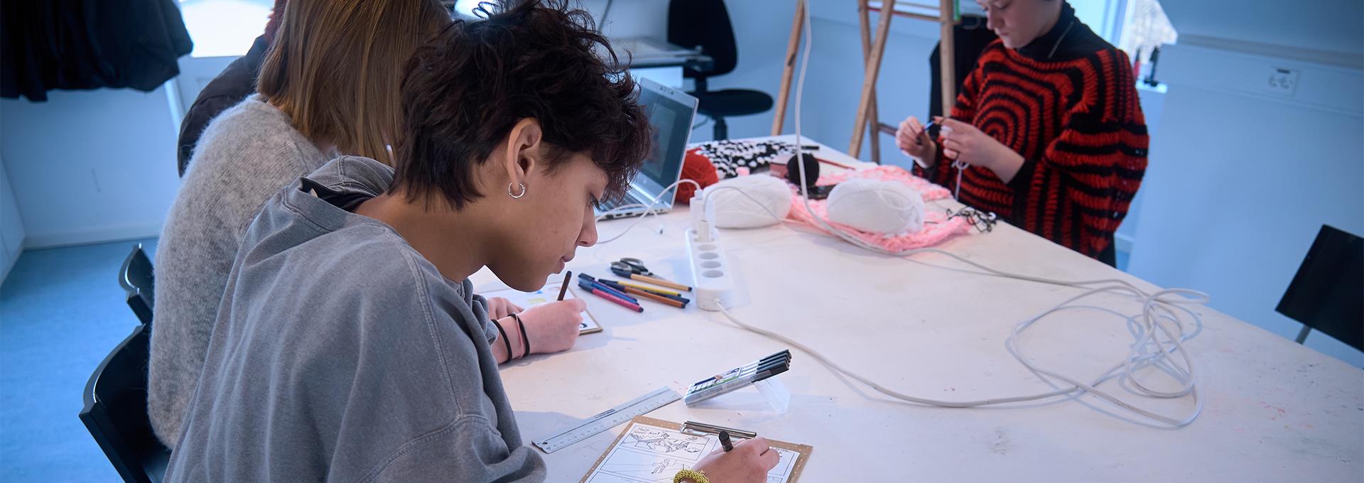 Dscf8085andersgraae BRED 1920X680px 1920X680px